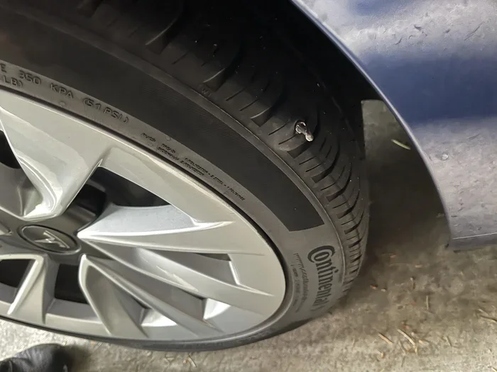 Are Tesla Tires Run Flats or Do They Need Special Air